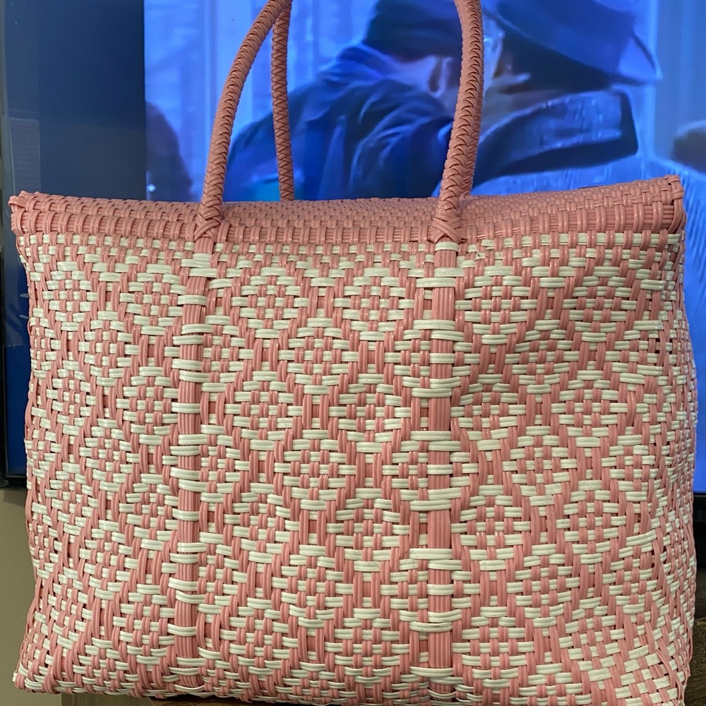 Pink & white basket bag